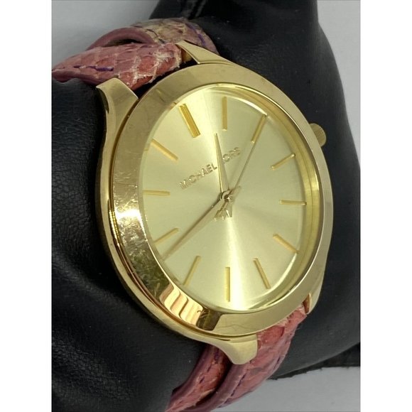 Michael Kors MK2390 Women's Pink Leather Analog Go - Picture 5 of 12